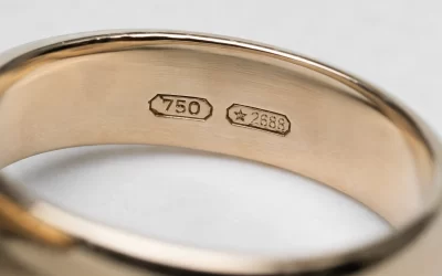 Quanto vale il tuo oro usato? Guida alla valutazione e alla quotazione in tempo reale